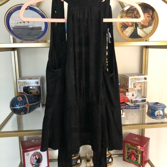 TopShop Black Halter Top - Worn Once - Picture 2 of 7